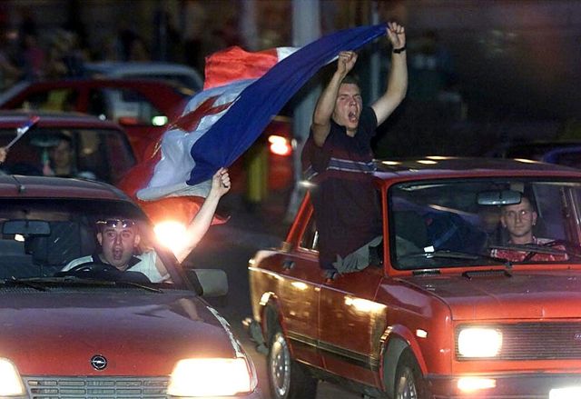 Još malo slavlja iz 2000. godine (©Reuters)